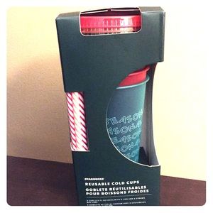 *NWT 2019 Starbucks Holiday Reusable Cold Cups Set*